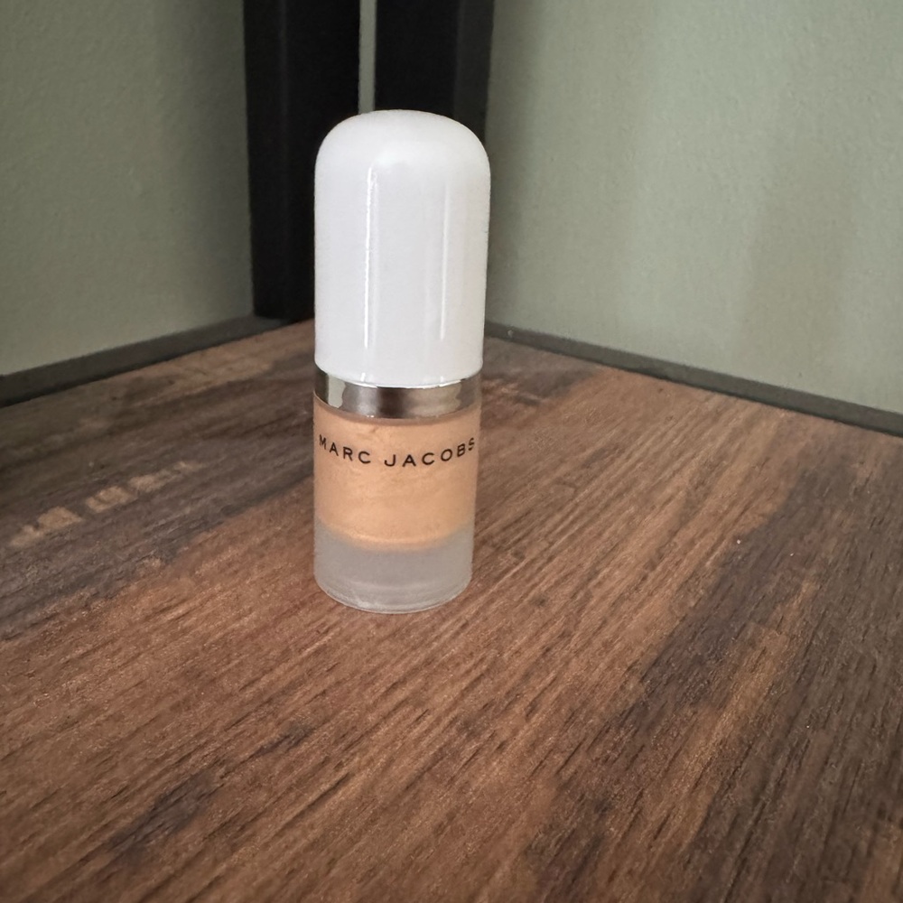 Marc Jacob Dew Drops